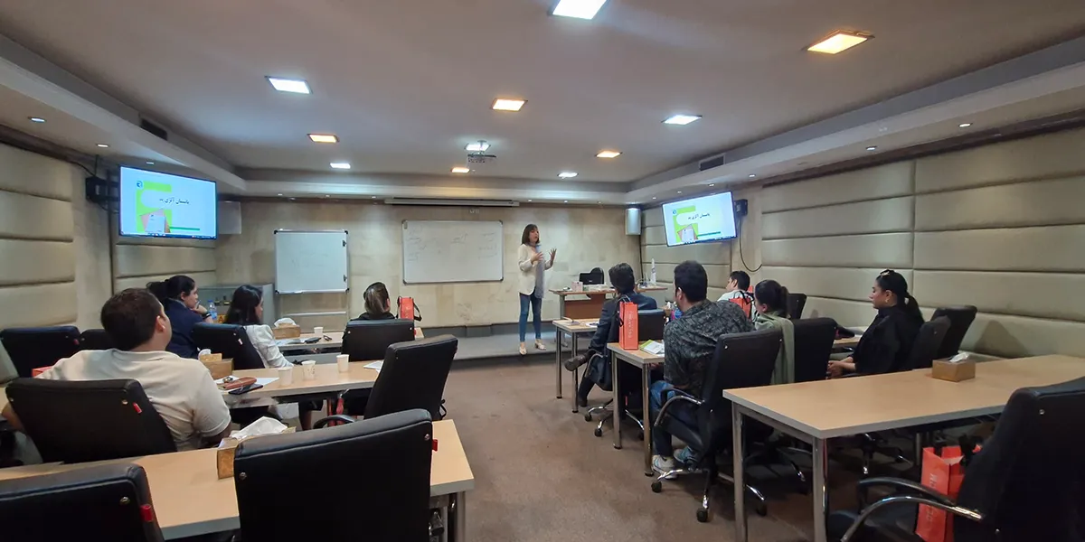 سمینار مدیریت درمان زخم و انتخاب پانسمان در شرکت FFT